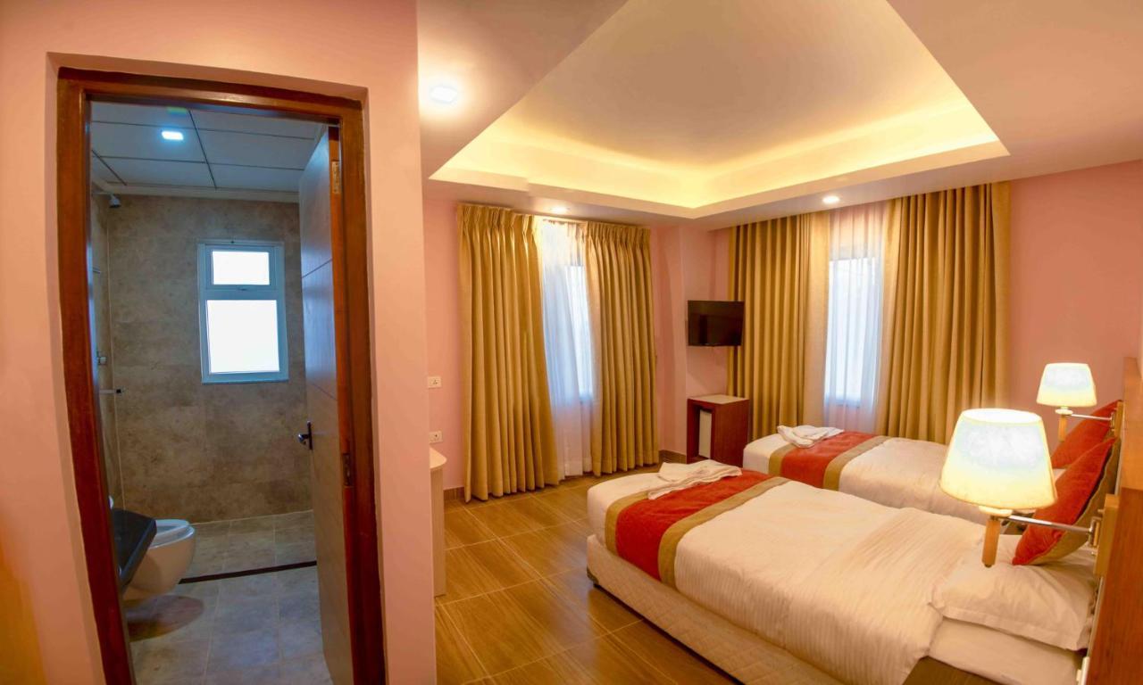 Hotel Krishna Κατμαντού Εξωτερικό φωτογραφία