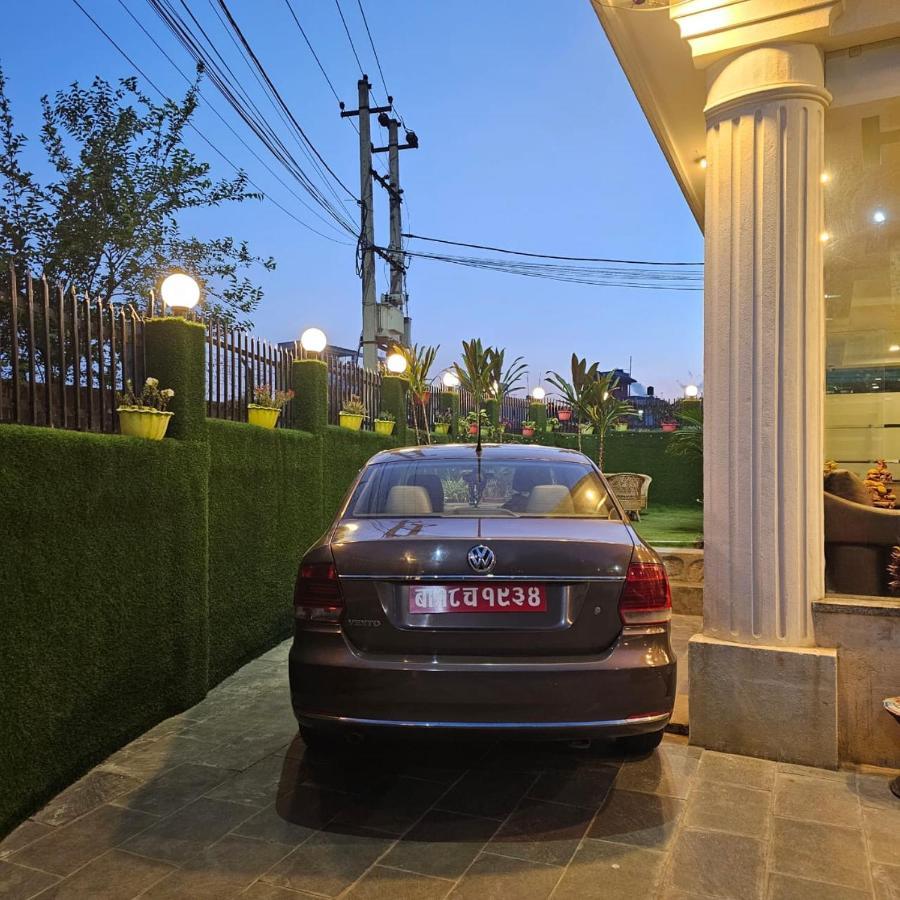 Hotel Krishna Κατμαντού Εξωτερικό φωτογραφία
